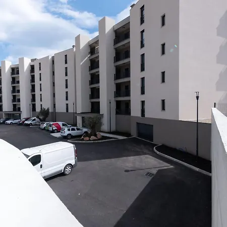 Stanatura-5 By Interhome *