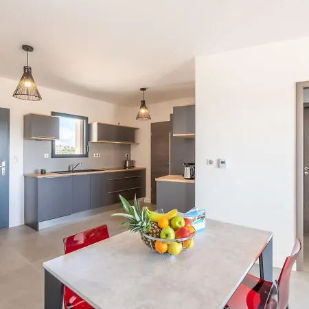 Stanatura-5 By Interhome Порто-Веккіо